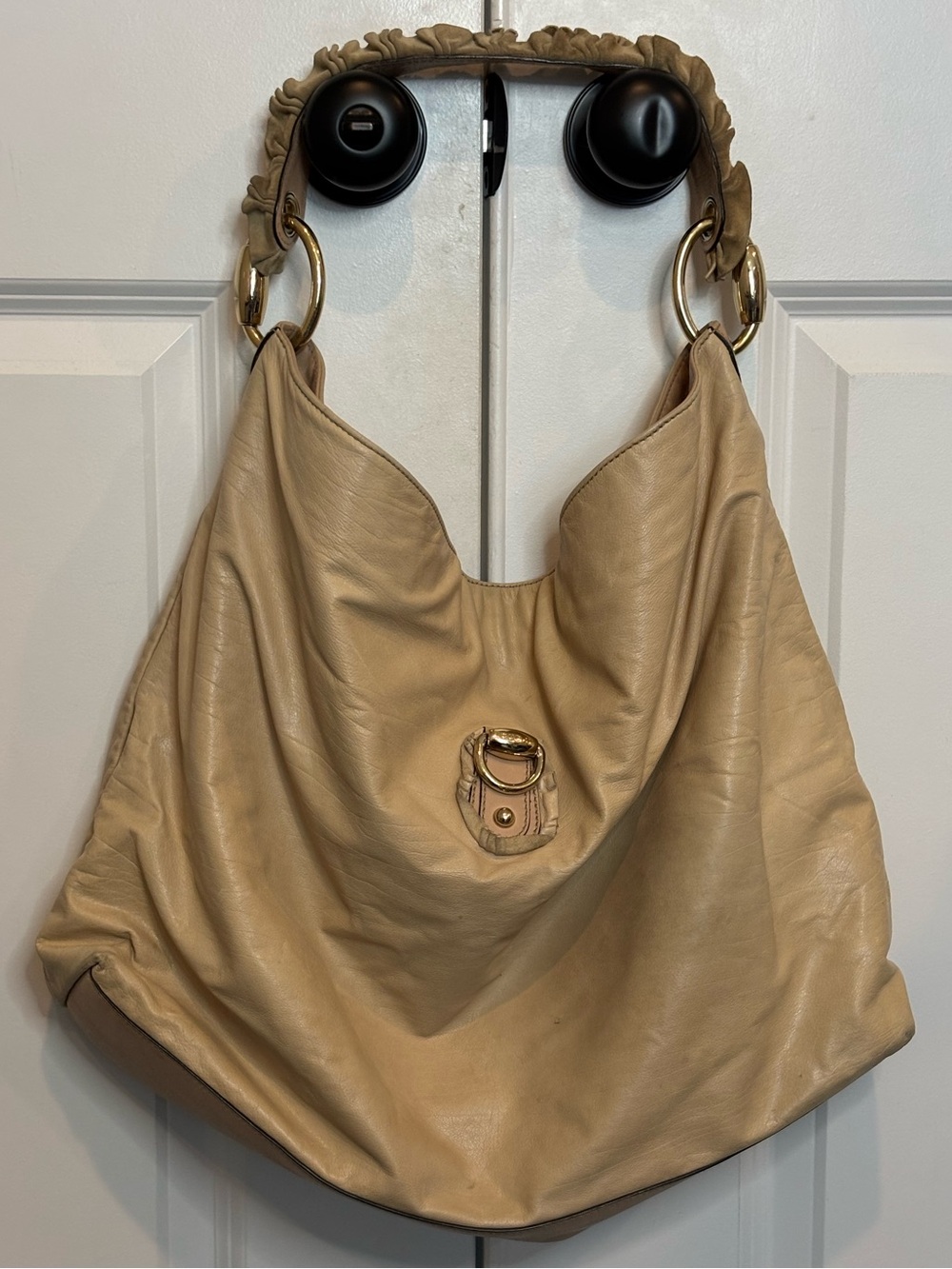 Gucci Tan Sabrina Leather Ruffle Large Hobo Shoulder Bag
